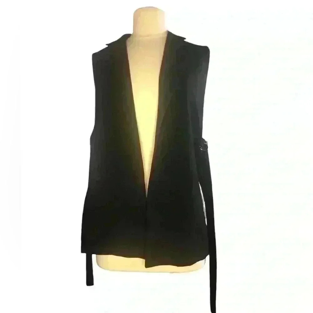 Zara black sleeveless blazer with split missing button - Picture 1 of 4